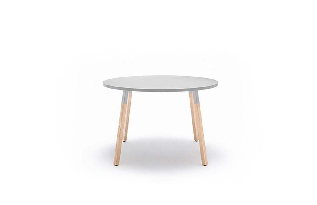 Tavolo riunione piccolo con gambe in legno - Ogy W